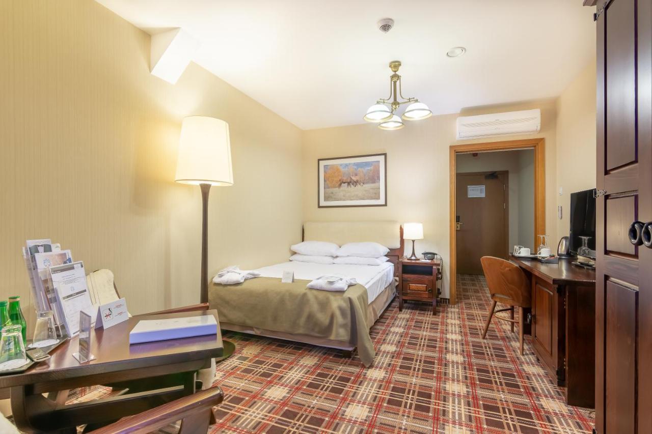 Hotel Arłamów Εξωτερικό φωτογραφία