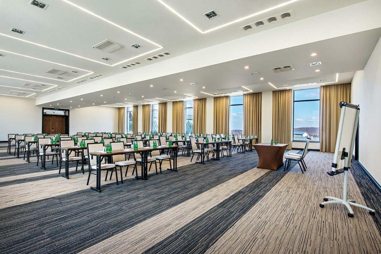 Hotel Arłamów Εξωτερικό φωτογραφία
